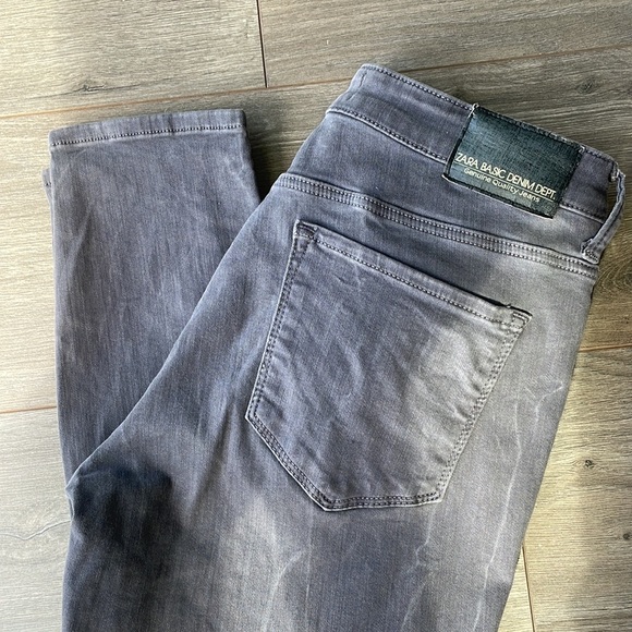 Zara gray light wash stretchy crystal studded ankle legging denim pants size 10 - Picture 8 of 14